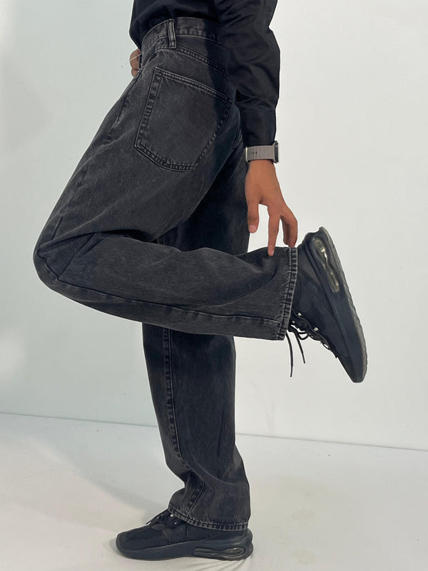 Distressed Black Baggy Jeans